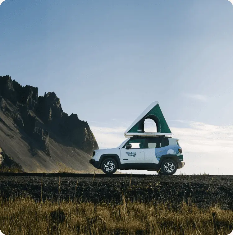 Geleend Voertuig met Daktent op IJsland